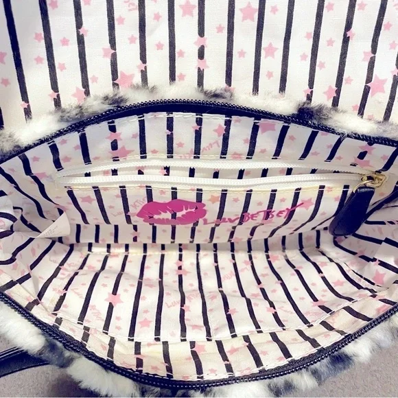 Betsey Johnson Faux Fur Leopard Print Crossbody Bag NWOT - price is firm - Picture 15 of 15